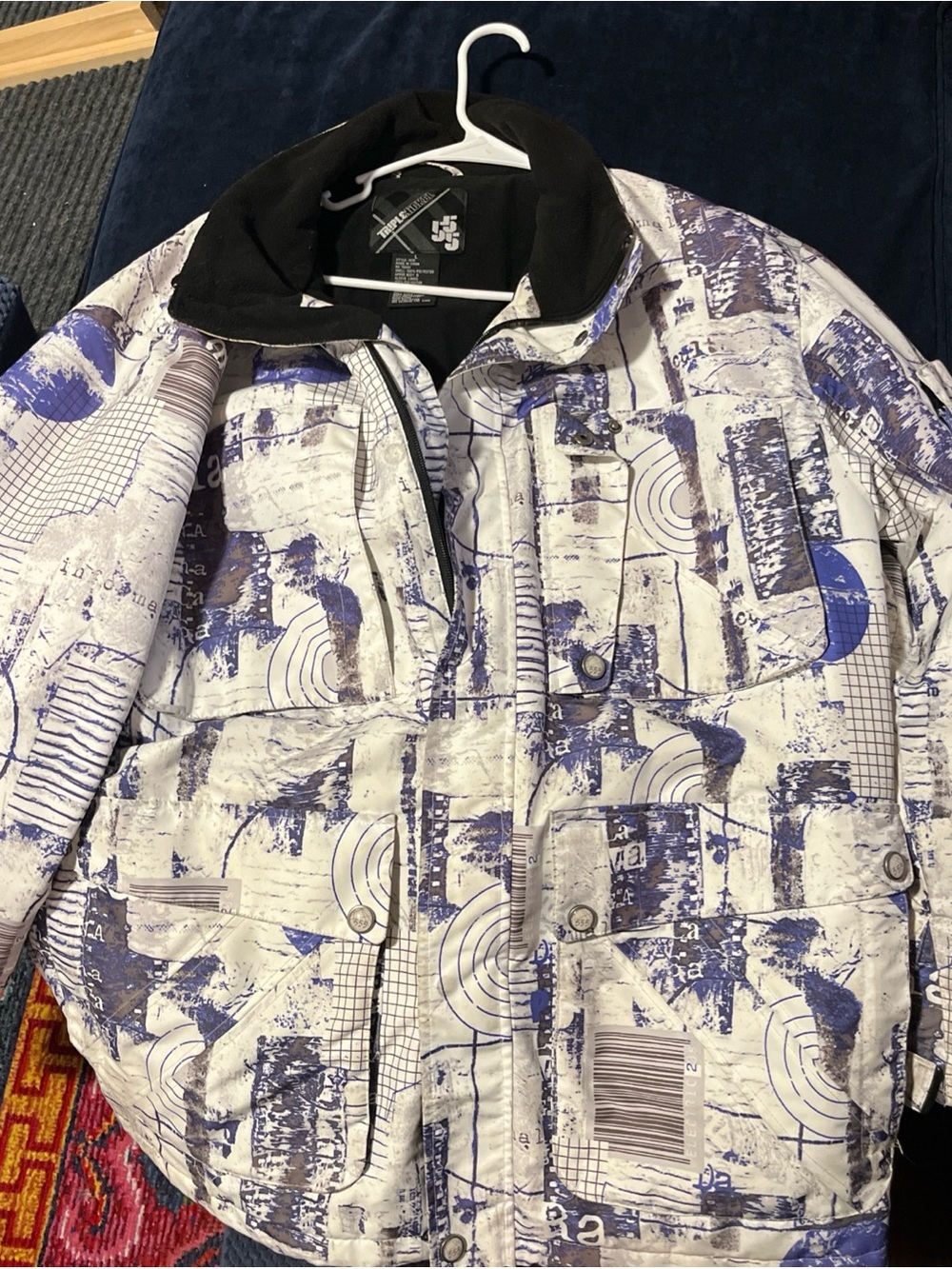 Men's Ski & Snowboard Jacket - White and Blue Printed Winter Coat